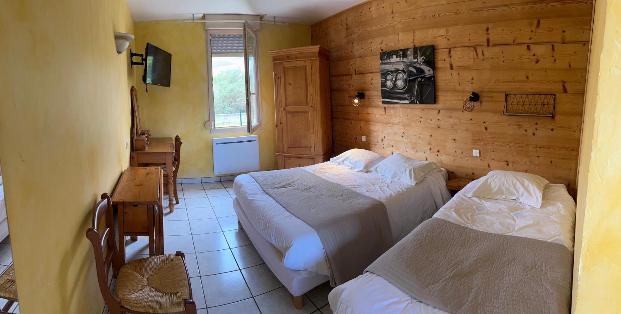 Abel Hotel Langeac Екстериор снимка